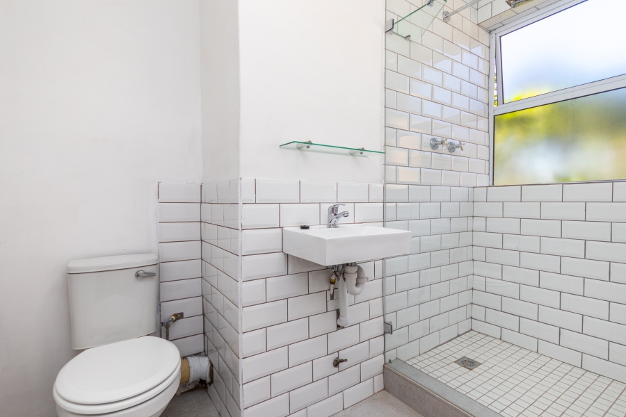 2 Bedroom Property for Sale in Wynberg Upper Western Cape
